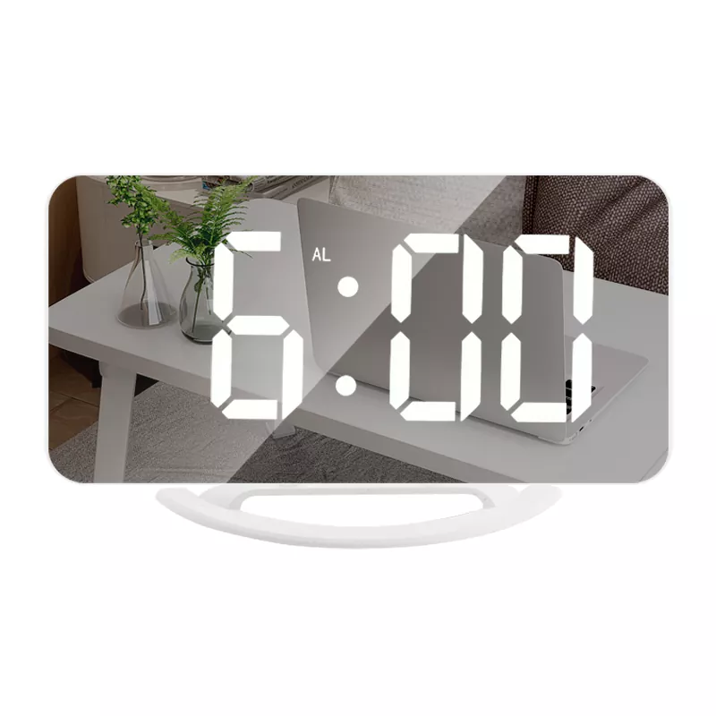 مرآة LED منفذ الإدخال والإخراج LED منبه للطاولة